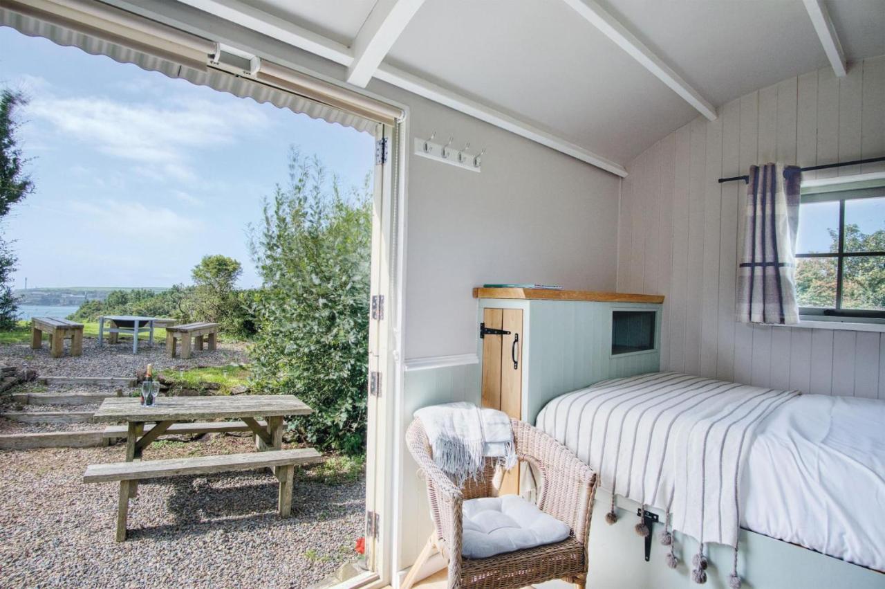 Haven View - 1 Bedroom Shepherds Hut - St Ishmaels Saint Ishmaels  Luaran gambar