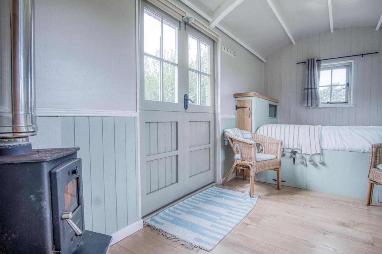 Haven View - 1 Bedroom Shepherds Hut - St Ishmaels Saint Ishmaels  Luaran gambar